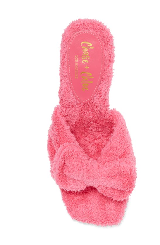 Chase & Chloe Amelie Fleece Spike Sandal In Fuchsia