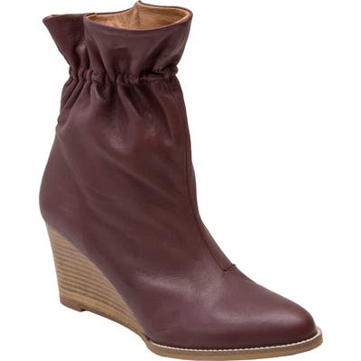 Andre Assous Sol Bootie, Red