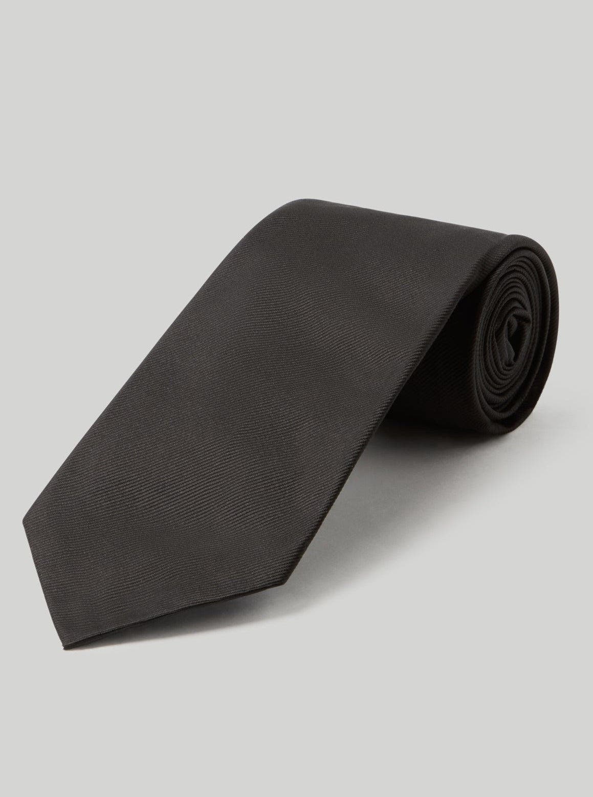 Robert Talbott Newman 7 Fold Solid Silk Necktie In Black