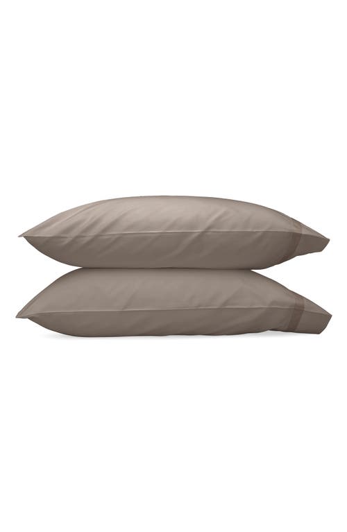Matouk Nocturne 600 Thread Count Set of 2 Pillowcases in Mocha at Nordstrom, Size King