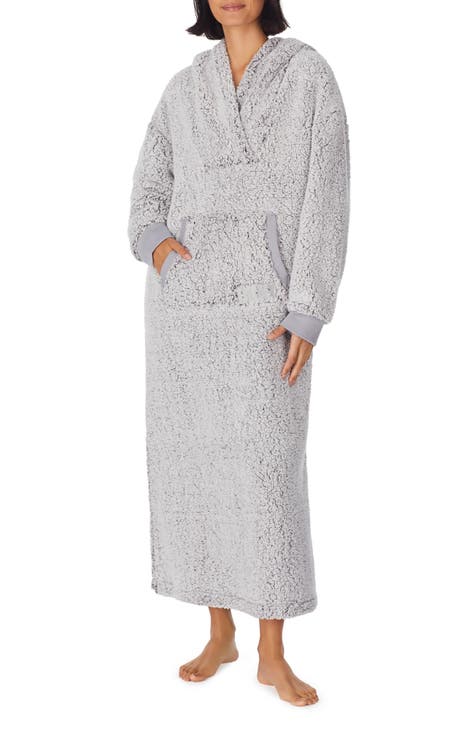 This luxury men's bathrobe is on mega sale