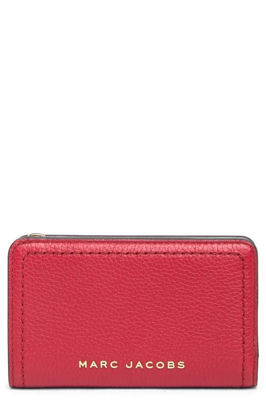 Marc Jacobs Topstitched Compact Zip Wallet In Savvy Red