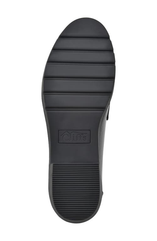 Cliffs By White Mountain Galah Penny Loafer In Black/patent