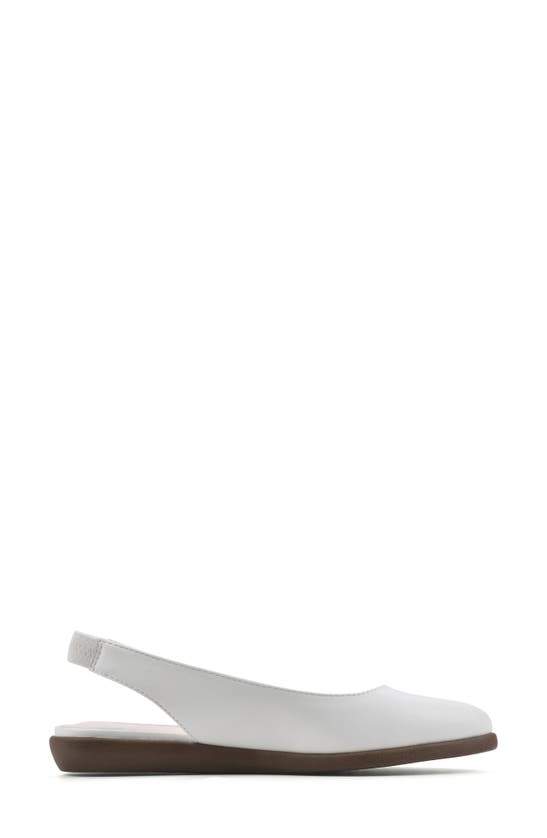 Cliffs By White Mountain Memory Slingback Flat In White/ Smooth
