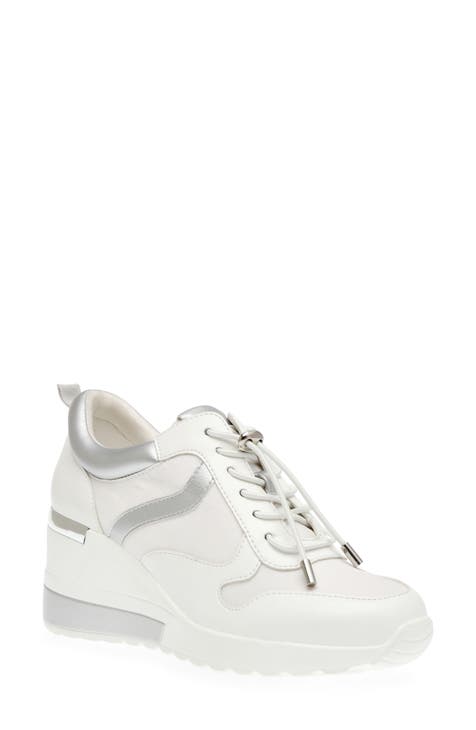 White nike wedge outlet sneakers