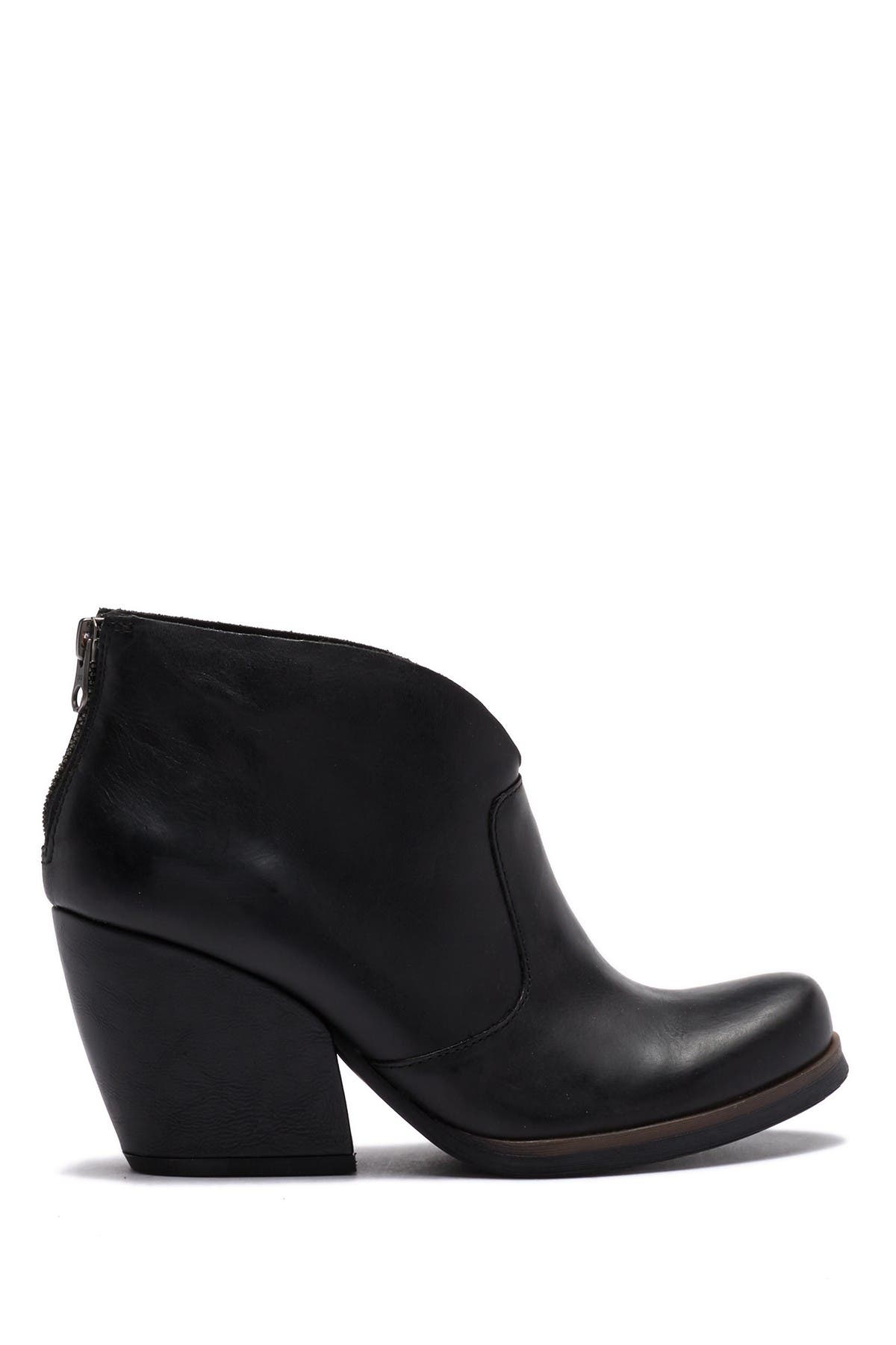 shamira bootie