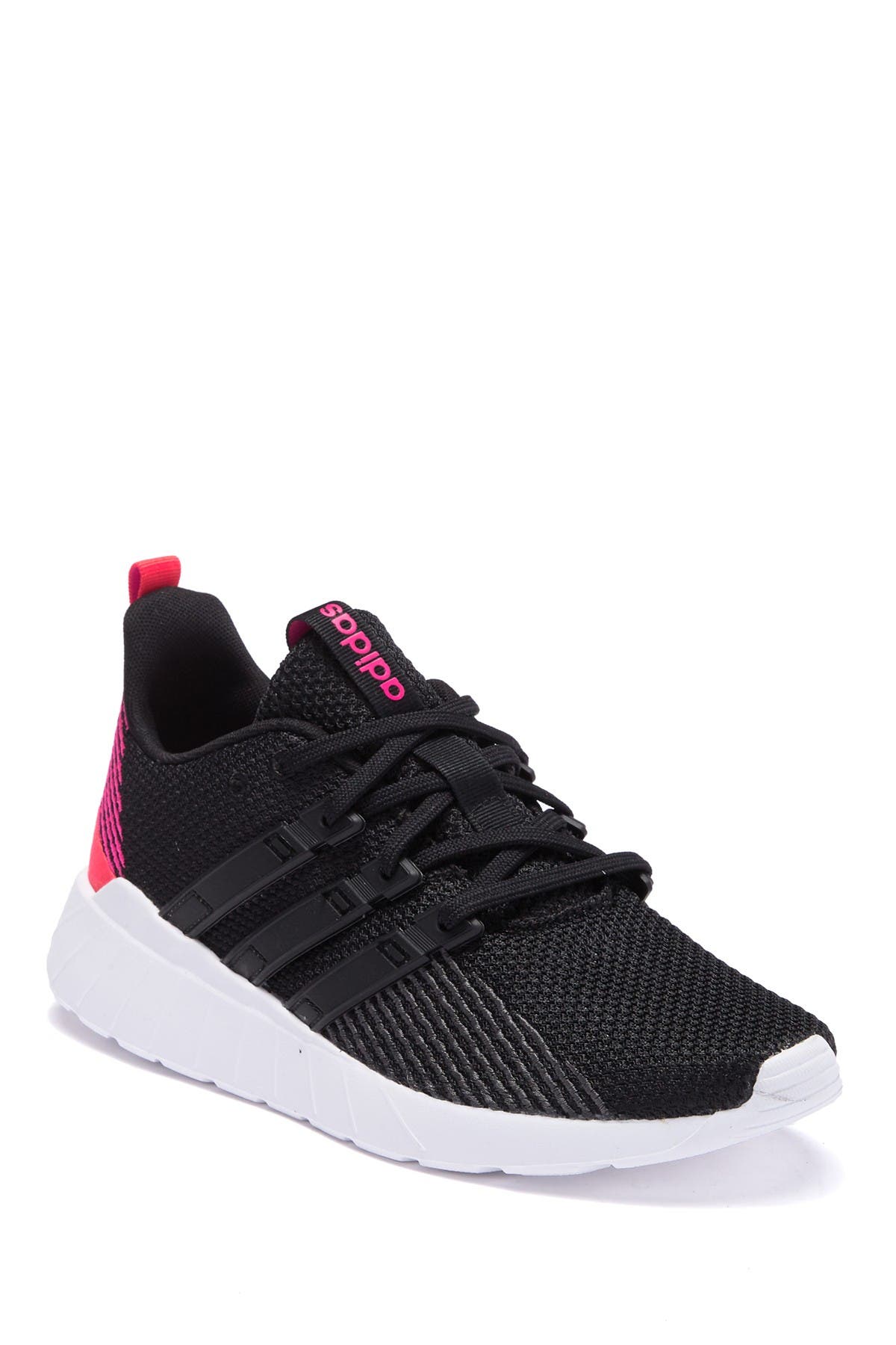 adidas men's questar flow sneaker