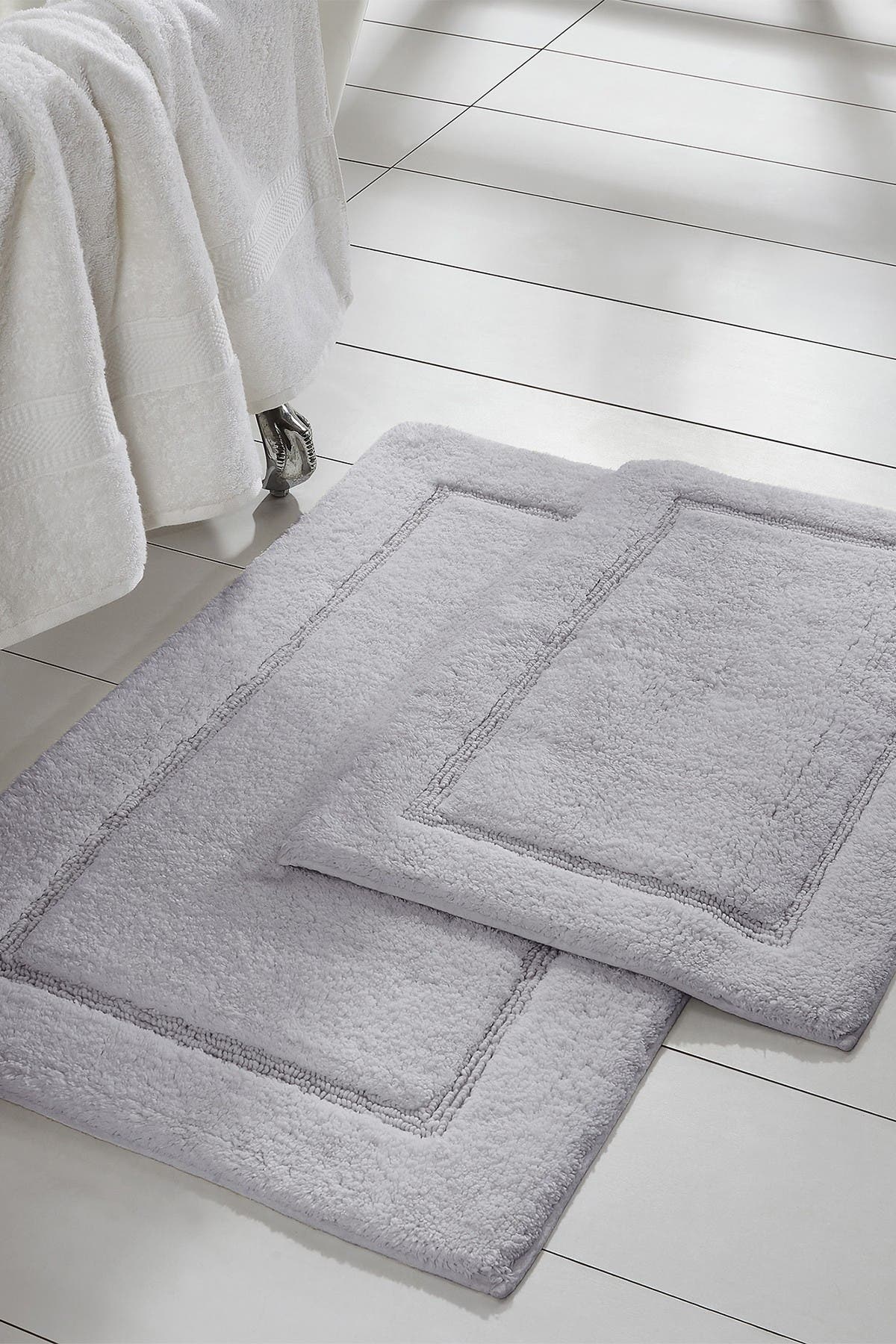 lacoste bath mats
