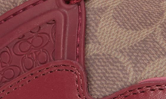 coach c150 runner