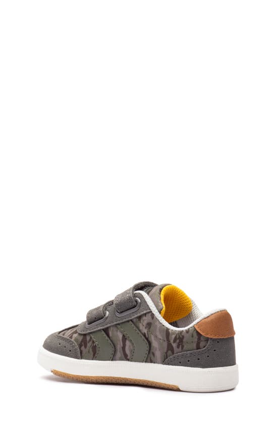 Dr. Scholl's Kids' Kameron Sneaker In Charcoal Camo