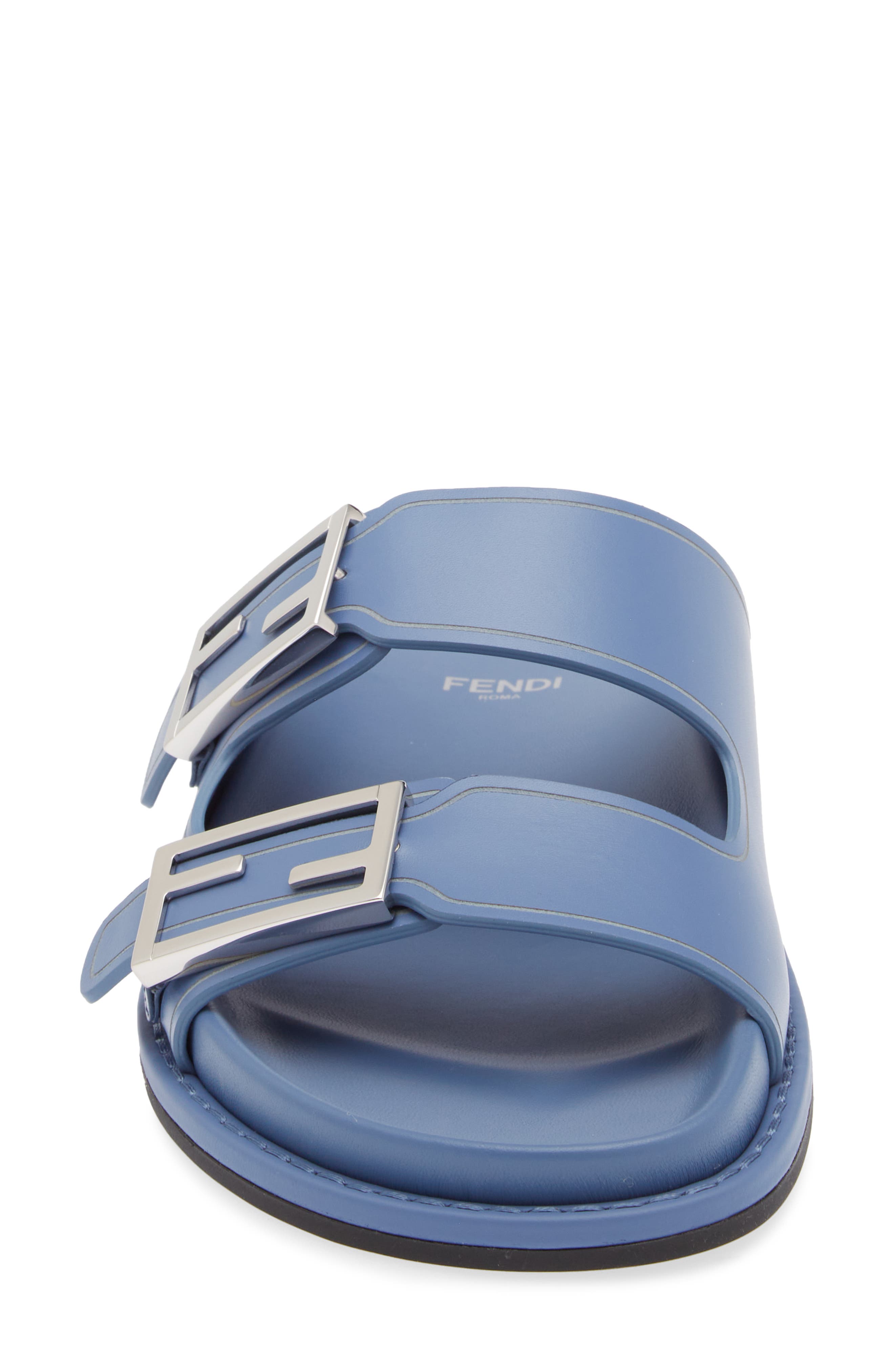 50+ COLEÇÃO FENDI FEEL SATIN SLIDES AZUL 2022