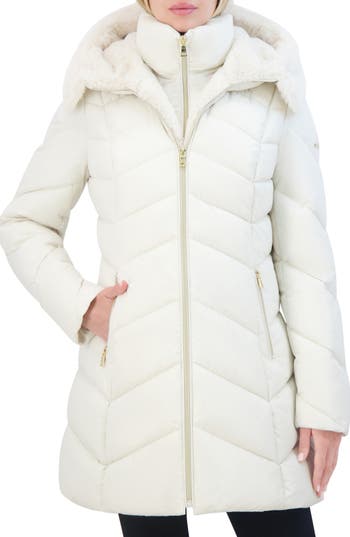 Laundry By Shelli Segal Faux Fur Trim Bibbed Puffer Jacket In Cream