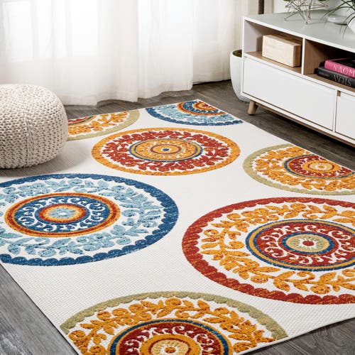 Jonathan Y Circus Medallion High-low Indoor/outdoor Area Rug In Red/blue