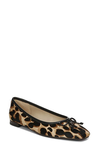 jillie flat