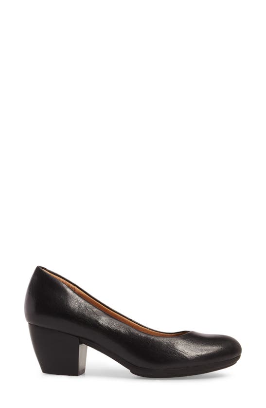 Comfortiva Amora Pump In Black Leather