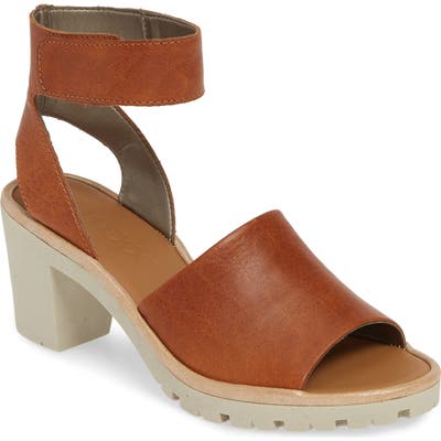 The Flexx Big Enough Block Heel Sandal- Brown