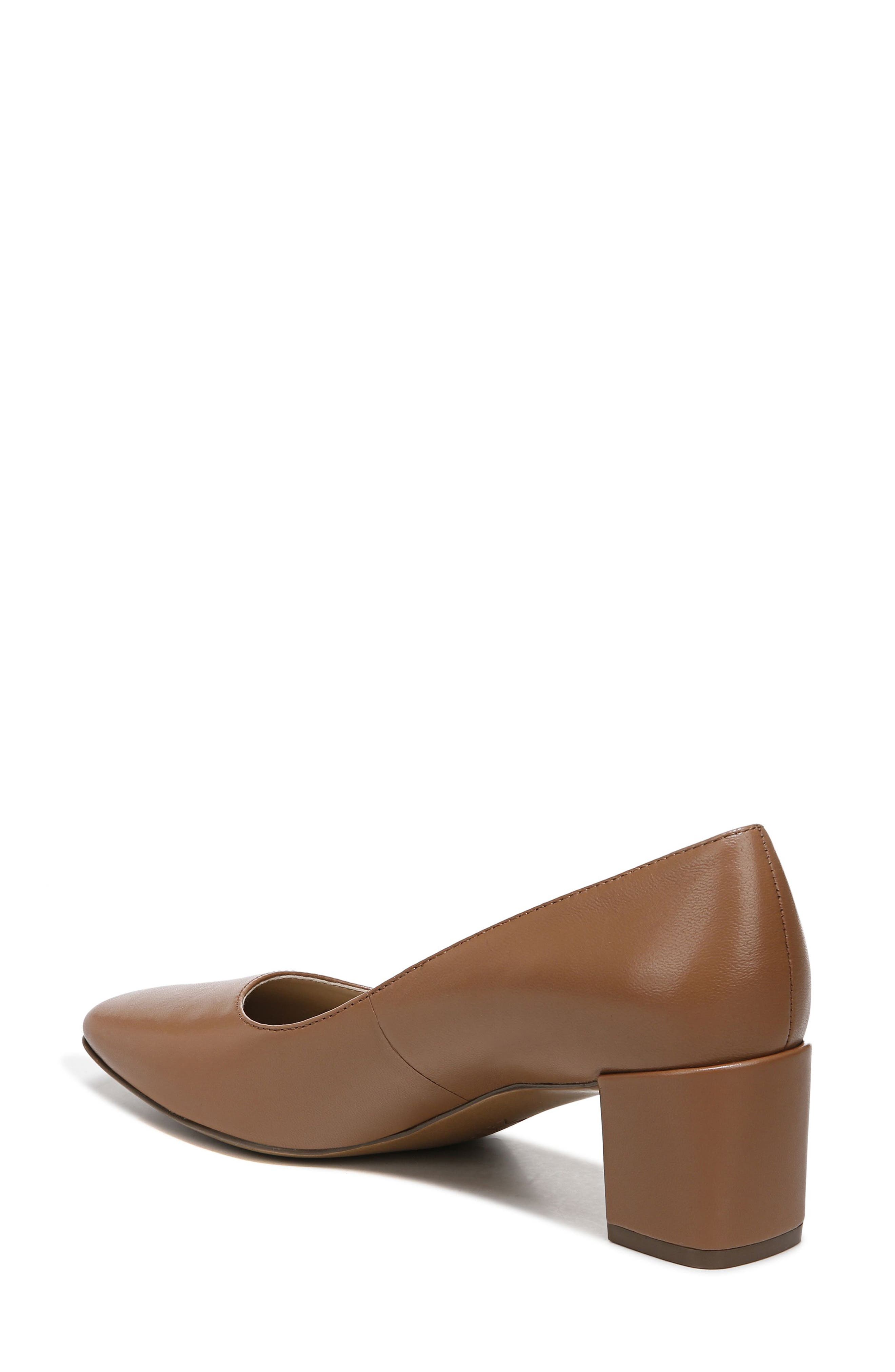 naturalizer karina square toe pump