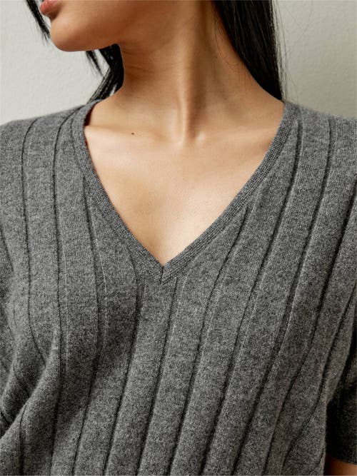 Shop Lilysilk V-neck Cashmere T-shirt In Medium Gray