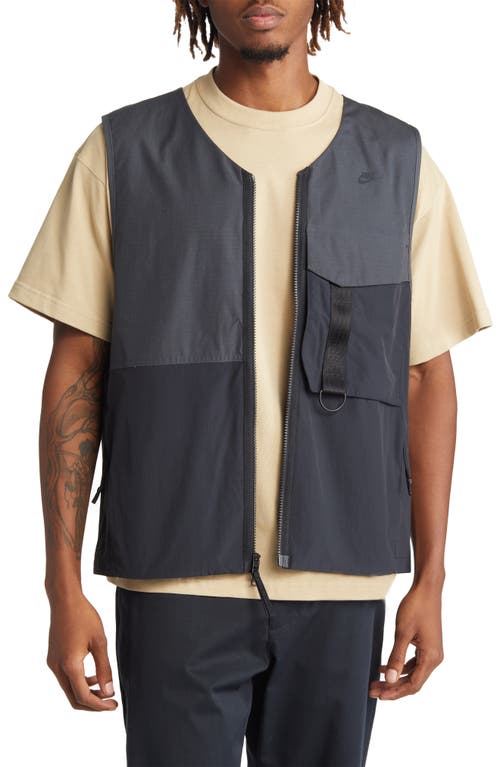 Sportswear Tech Pack Unlined Vest in Anthracite/Black/Black