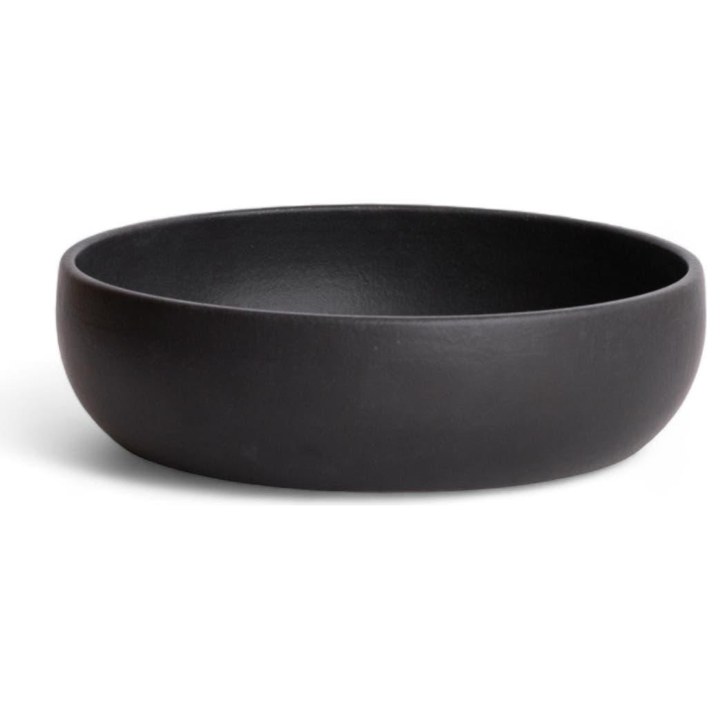 Gharyan Stoneware Shallow Stoneware Serving Bowl In Black
