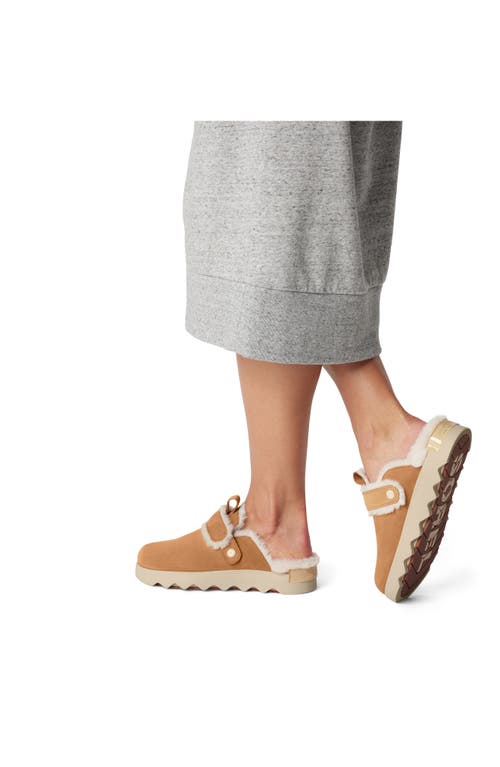 Sorel Women's Viibe Cozy Slip-on Clog Flats Women's Shoes In Tawny Buff/natural