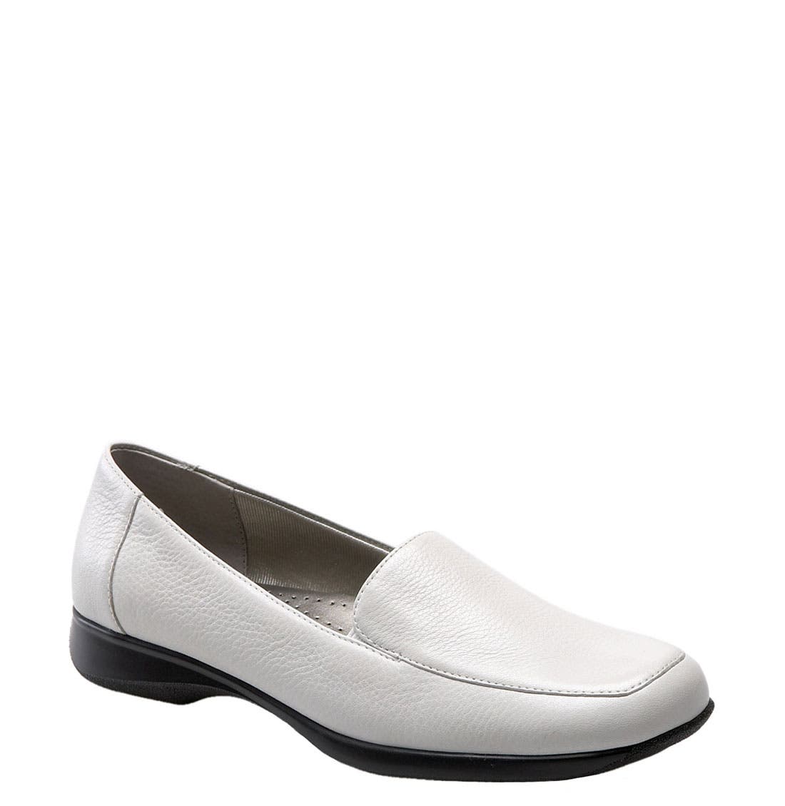 trotters jenn loafer