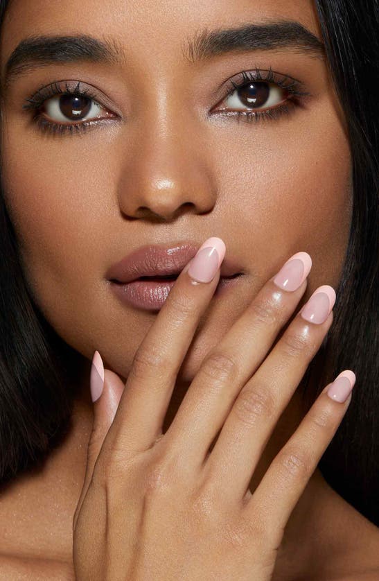 Static Nails Round Pop-on Reusable Manicure Set In Soft Pink French