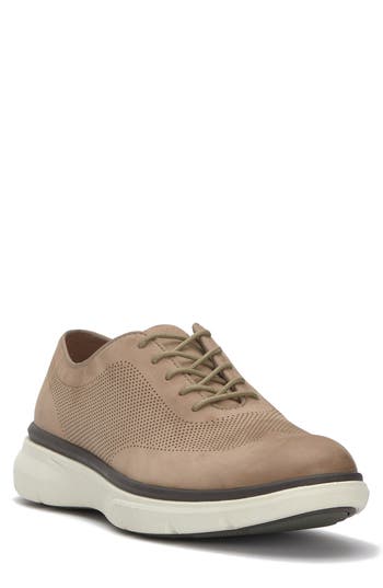 Vince Camuto Talmai Sneaker In Gold