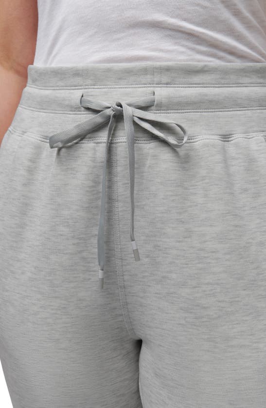 Travis Mathew Core Skyloft Joggers In Heather Light Grey