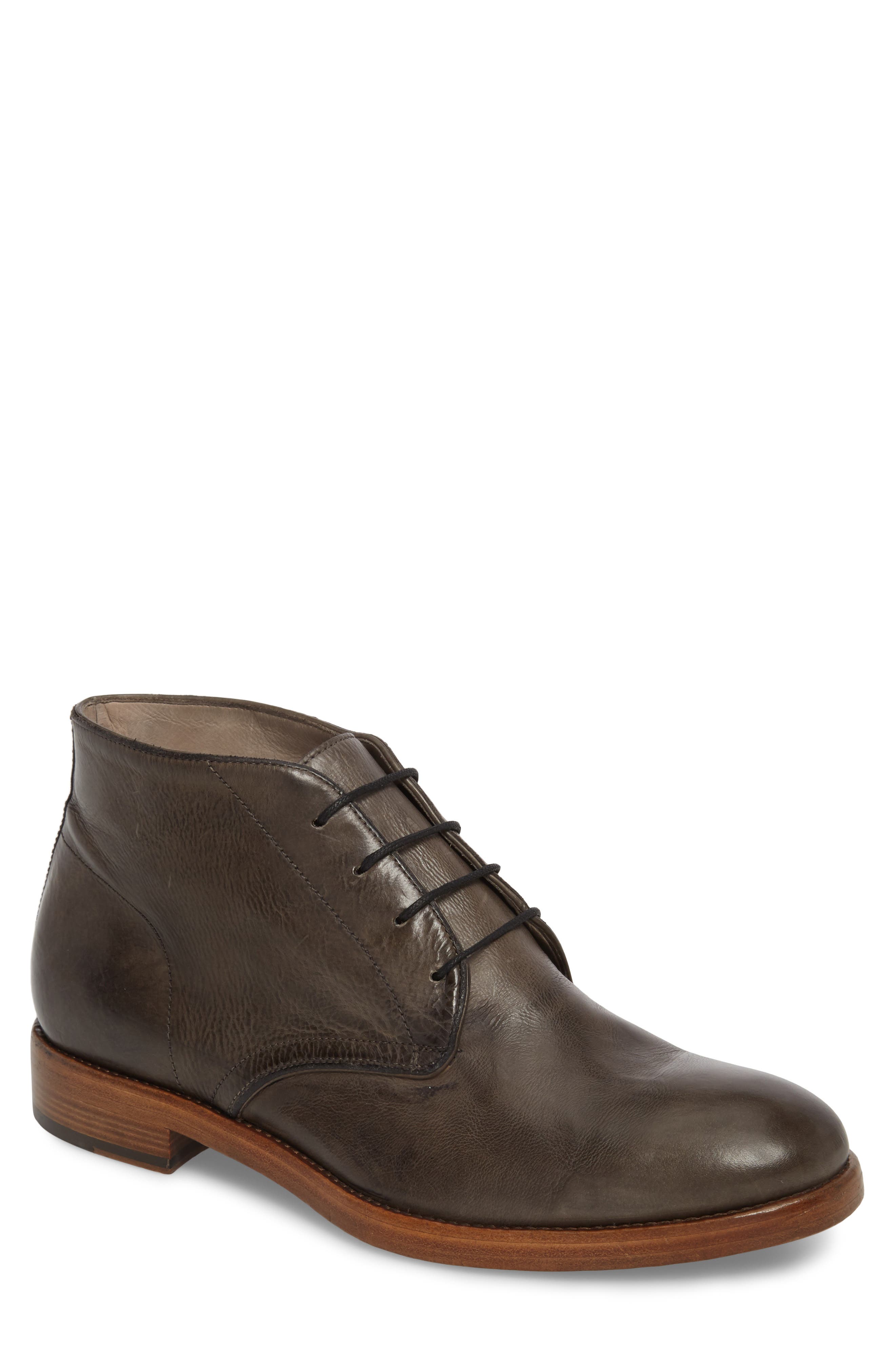 frye chase chukka