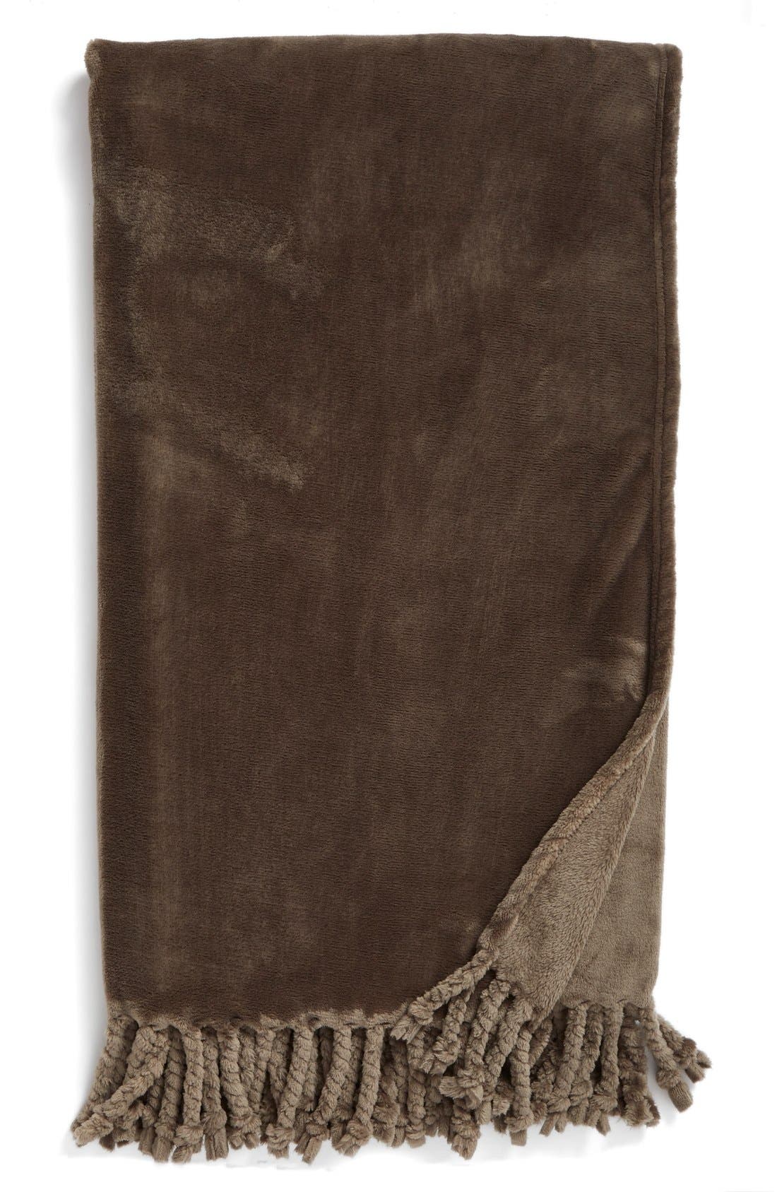 NORDSTROM AT HOME,
                            Kennebunk Bliss Plush Throw,
                            Main thumbnail 418, color,
                            250