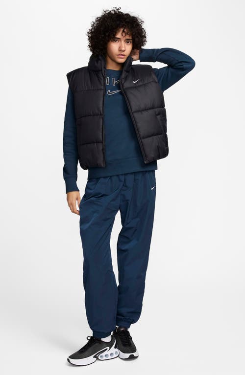 Nike Women's Sportswear Classic Puffer Therma-fit Loose Vest In Black/white