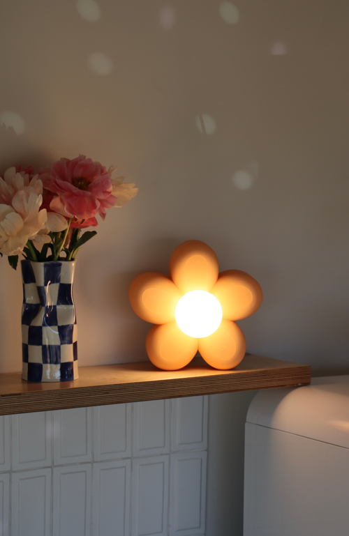 Sofiest Designs Daisy Lamp In Orange Peel