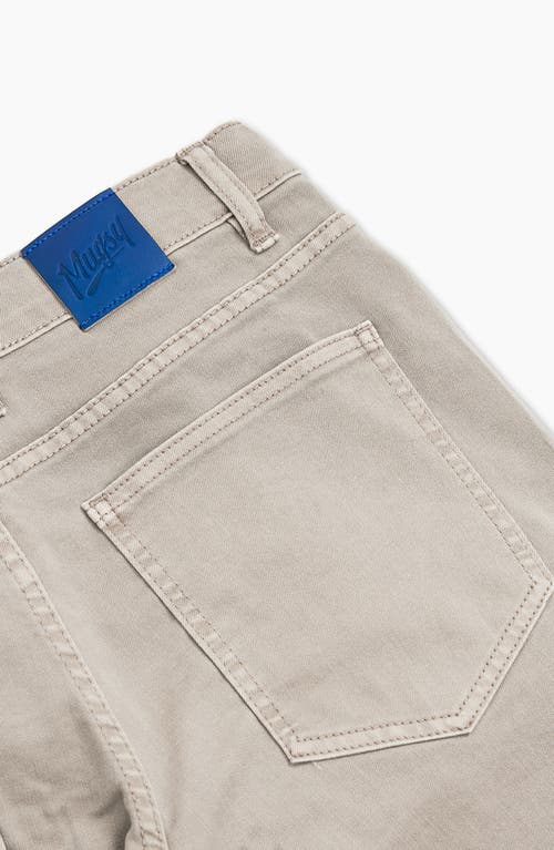 Mugsy Classic Fit Jeans In Bucks-khaki