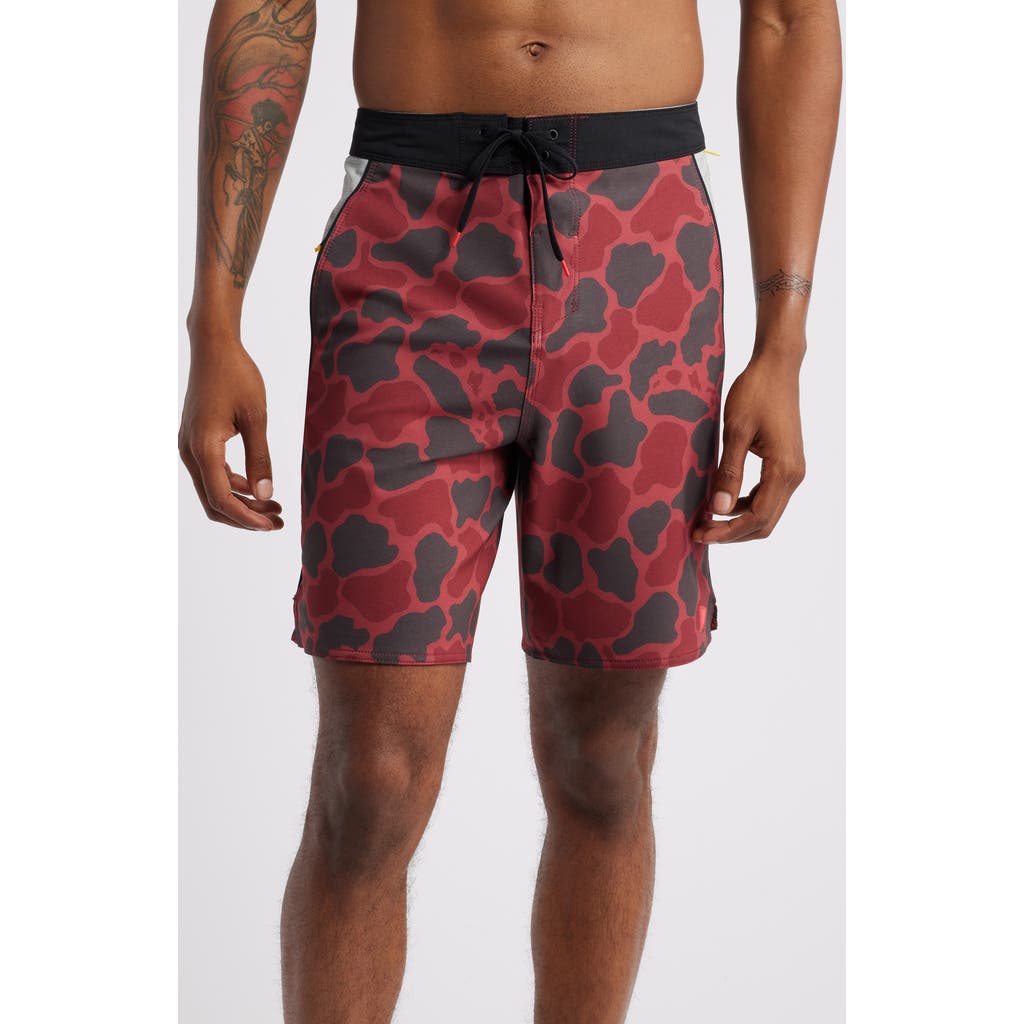 Florence F1 Airtex Gamma Water Repellent Board Shorts In Maroon Camo