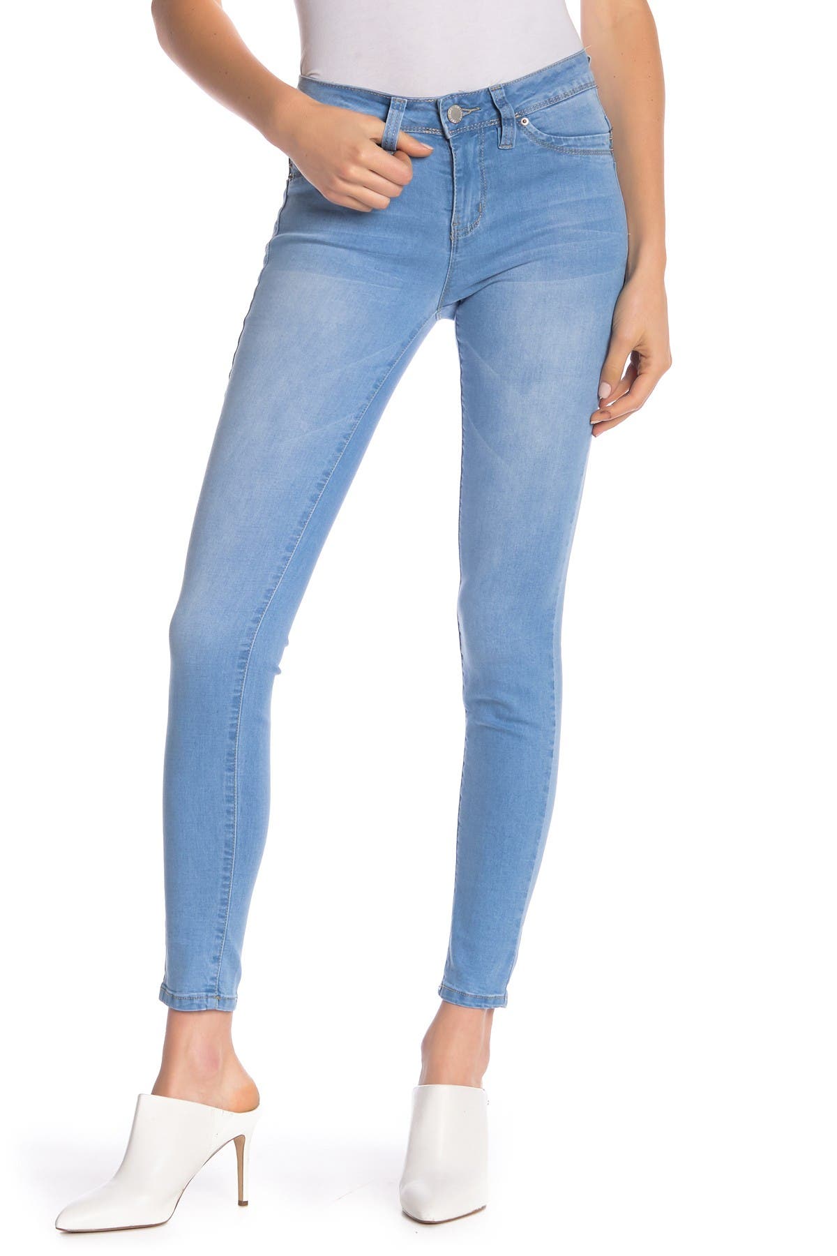 YMI Wannabettabutt Mid-Rise Denim Skinny Jeans Black