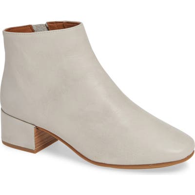 Gentle Souls By Kenneth Cole Ella Bootie, Grey