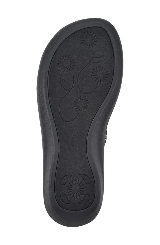 Cliffs By White Mountain Cienna Thong Comfort Sandal In Black Fabric