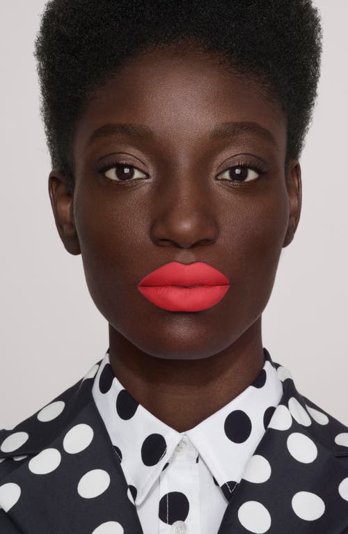 Carolina Herrera Good Girl Velvet Matte Liquid Lipstick In 570 Majestic Pink