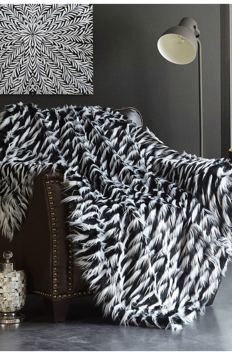 Levida Two Tone Faux Fur Blanket 50 X 60 Black Nordstromrack Levida Two Tone Faux Fur Blanket 50 X 60 Black Nordstromrack