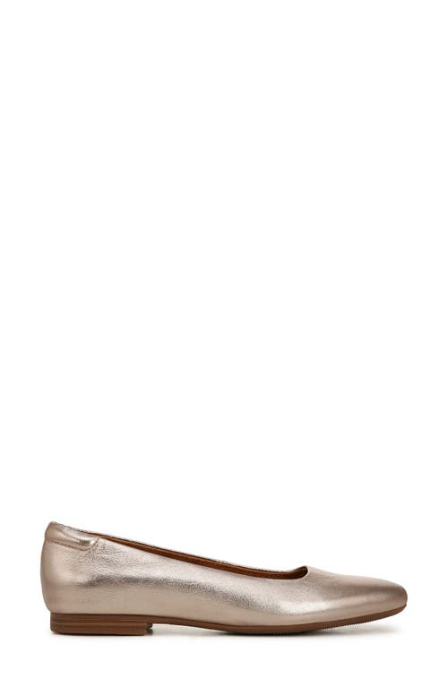 Naturalizer Maxwell Skimmer Flat In Warm Silver Leather