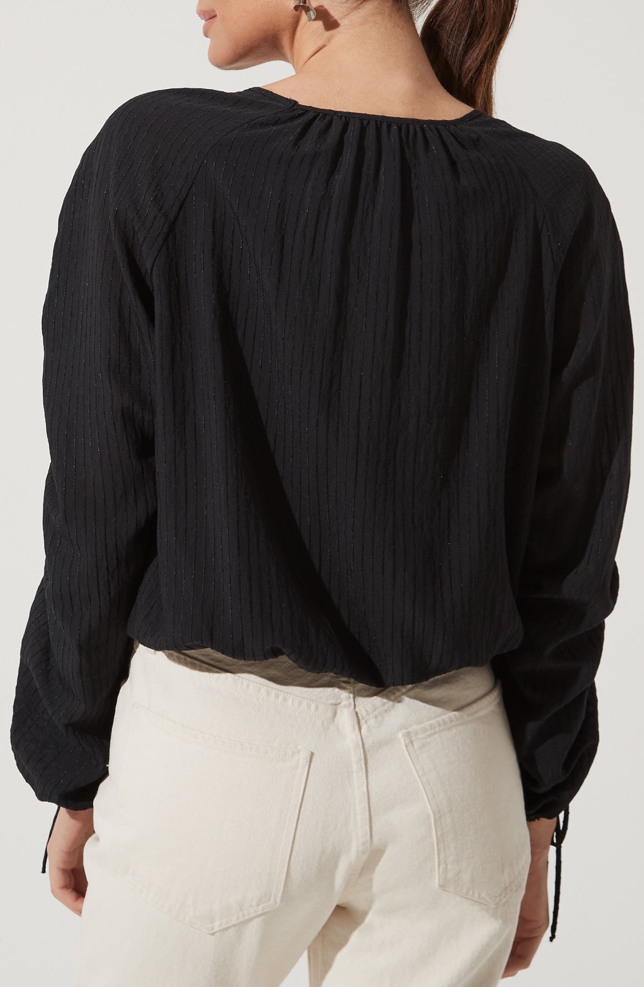 ASTR the Label Ruched Long Sleeve Top 