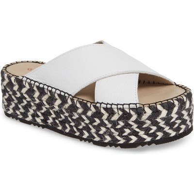 Chocolat Blu Niza Crisscross Platform Slide Sandal, White