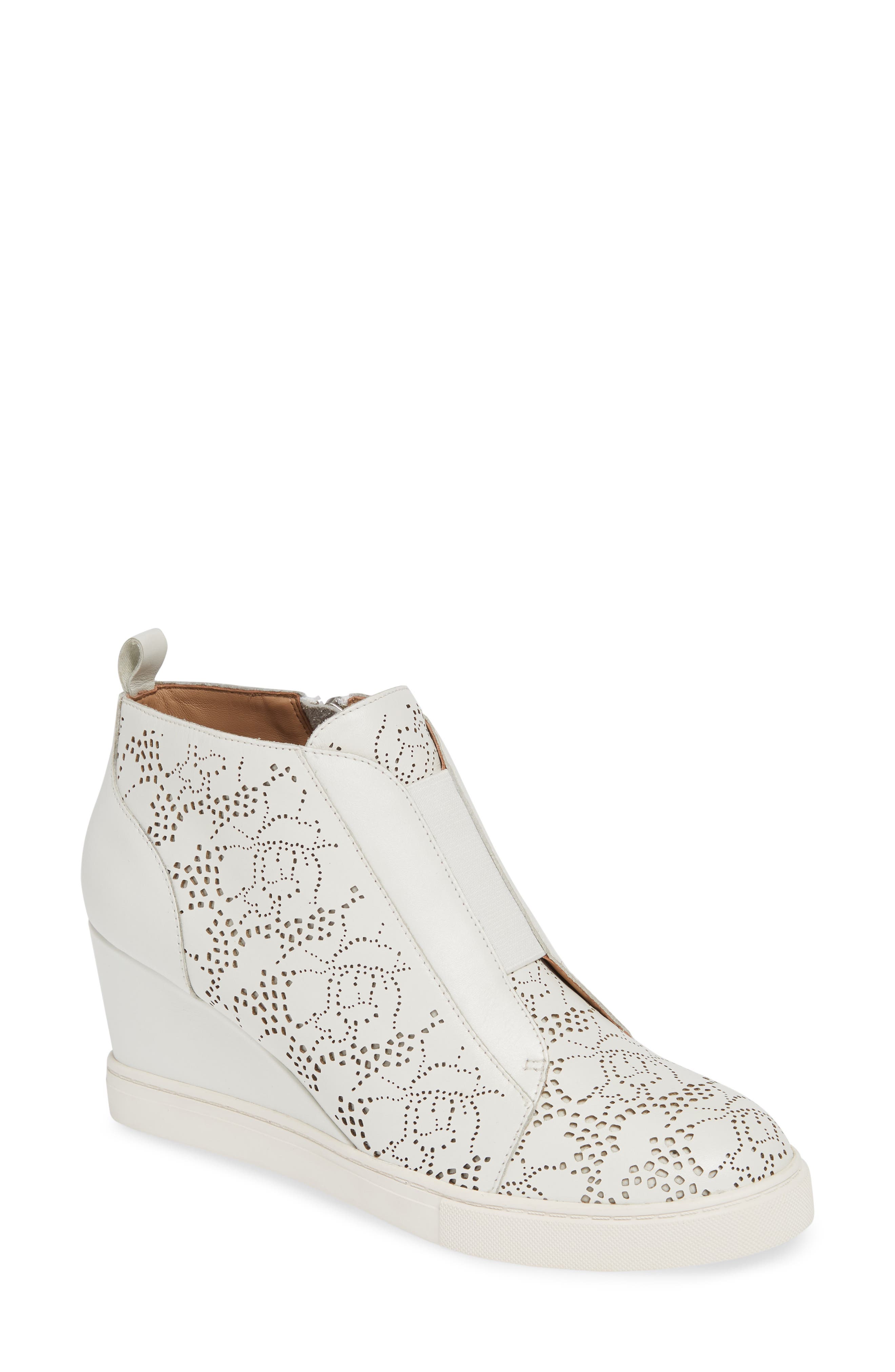 Linea Paolo Felicia Ii Wedge Bootie- White