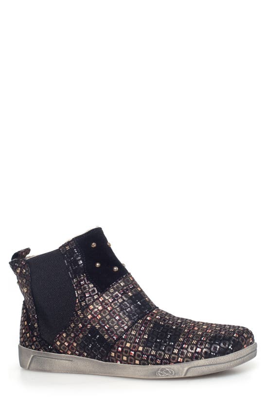 Cloud Afra Wool Lined Boot In Bey Mikado