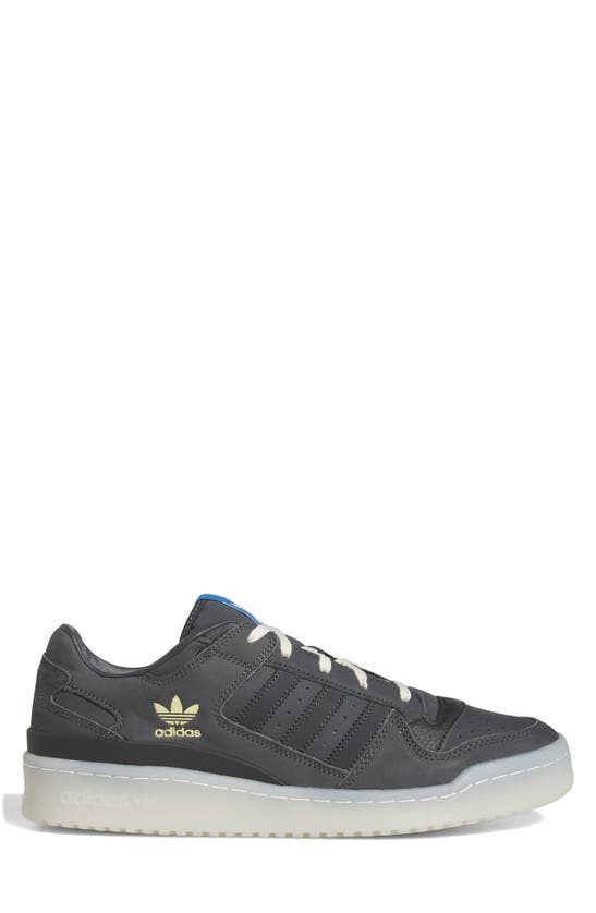 Adidas Originals Forum Low Sneaker In Grey/ Carbon/ Core Black