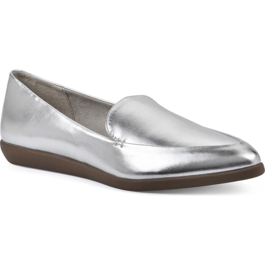 Cliffs By White Mountain Mint Pointed Toe Loafer In Silver/metallic