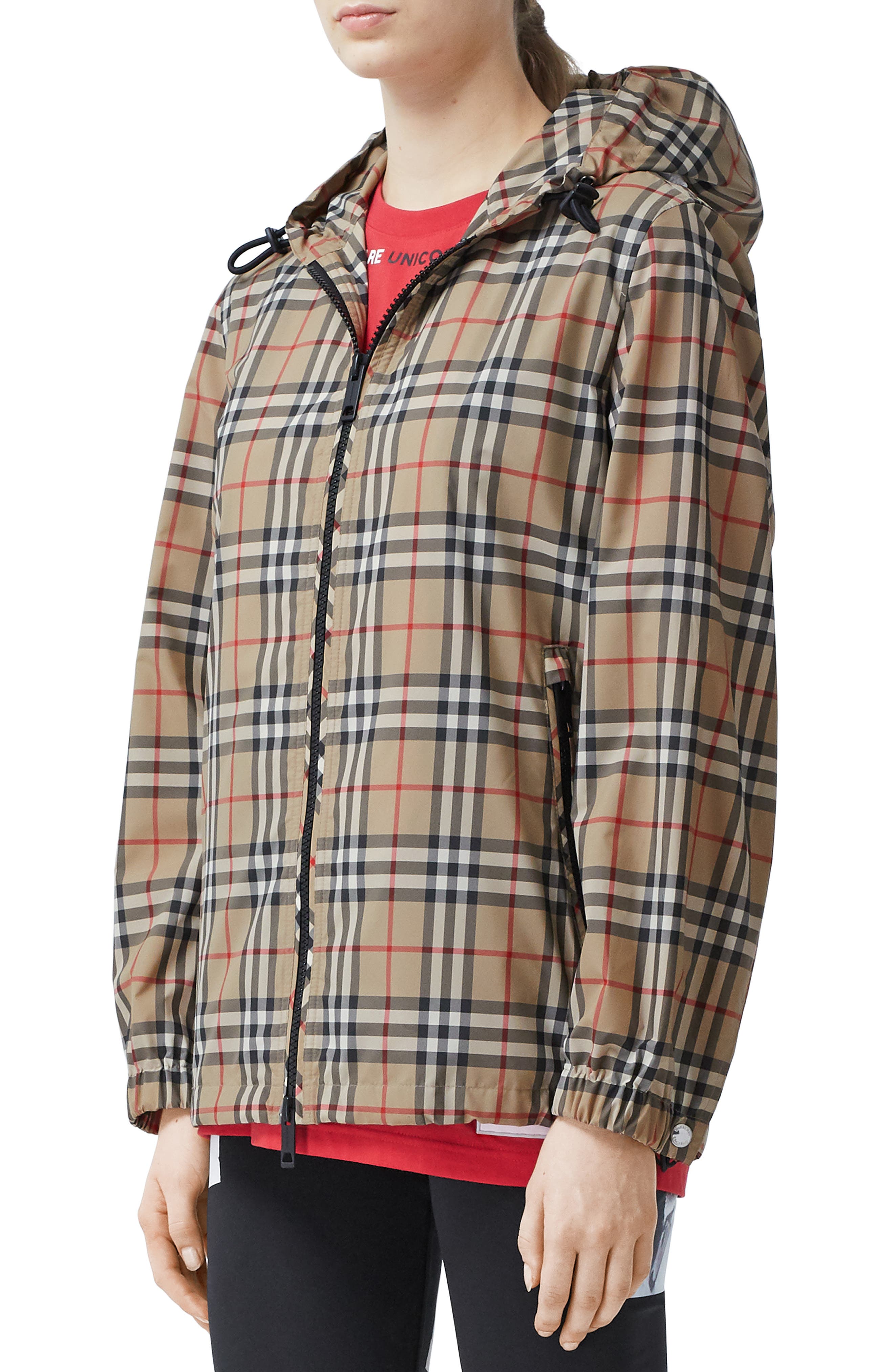 Burberry Everton Check Hooded Rain Jacket in Archive Beige Ip Chk at Nordstrom