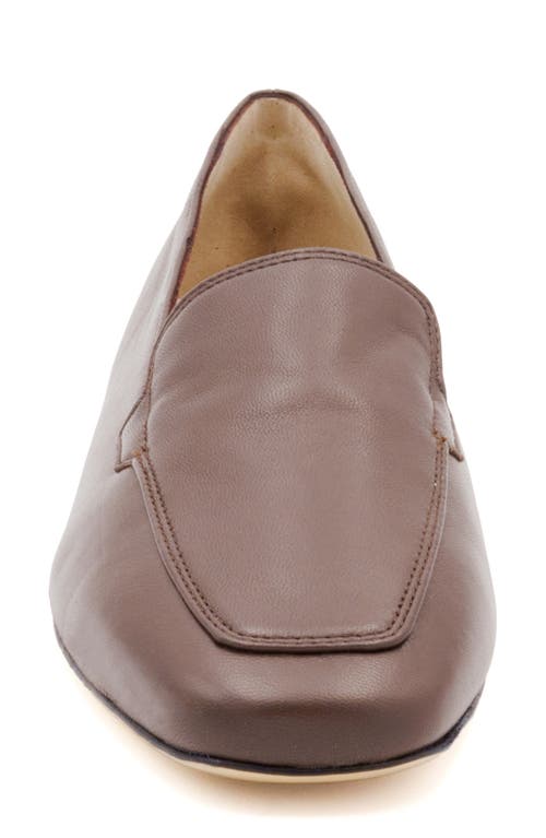 Amalfi By Rangoni Giove Apron Toe Loafer In Moka Parmasoft