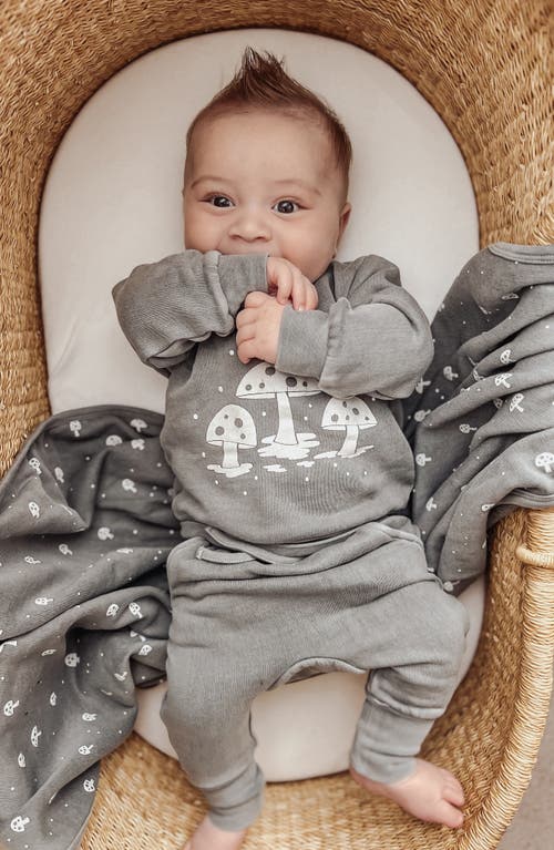 L'OVEDBABY L'OVEDBABY COZY ORGANIC COTTON GRAPHIC SWEATSHIRT & JOGGERS SET 